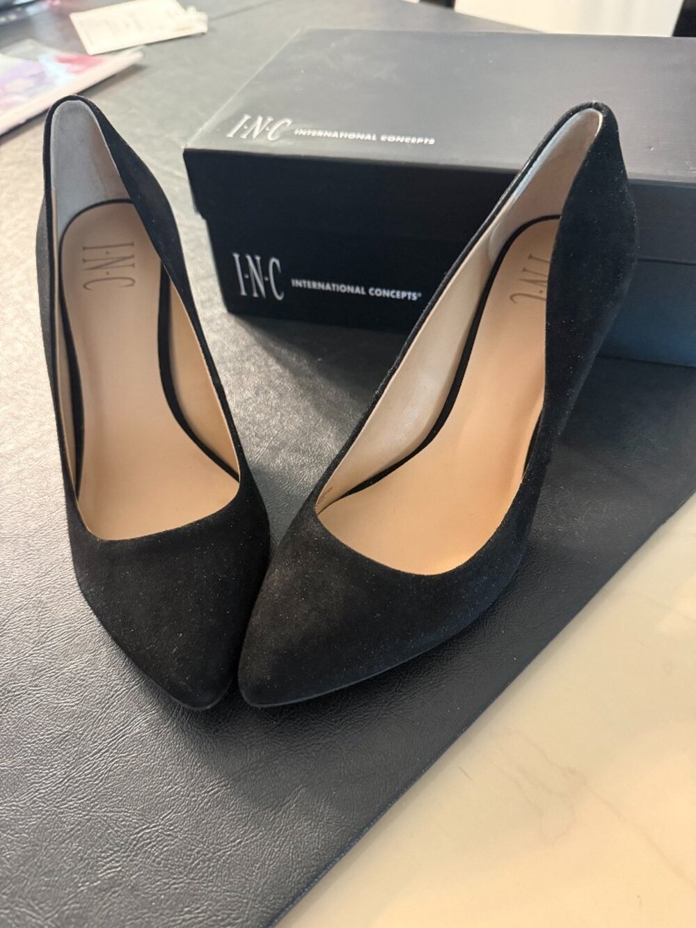 I.N.C. International Concepts's Black  Zitah pumps Size 7